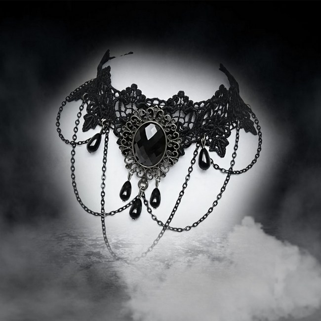 Elegant Gothic Black Necklace